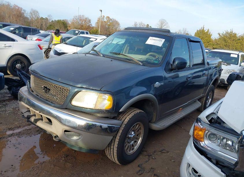 Photo 2 of 2002 Ford F-150 LARIAT/XLT (VIN 1FTRW08L42KA27861)