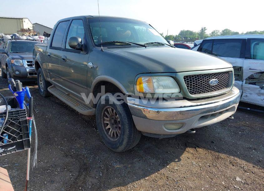 2002 Ford F-150 LARIAT/XLT (VIN 1FTRW08L42KC44438) main photo