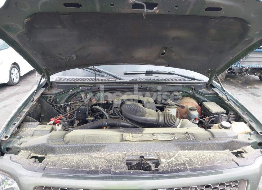 Photo 10 of 2002 Ford F-150 LARIAT/XLT (VIN 1FTRW08L42KE05595)