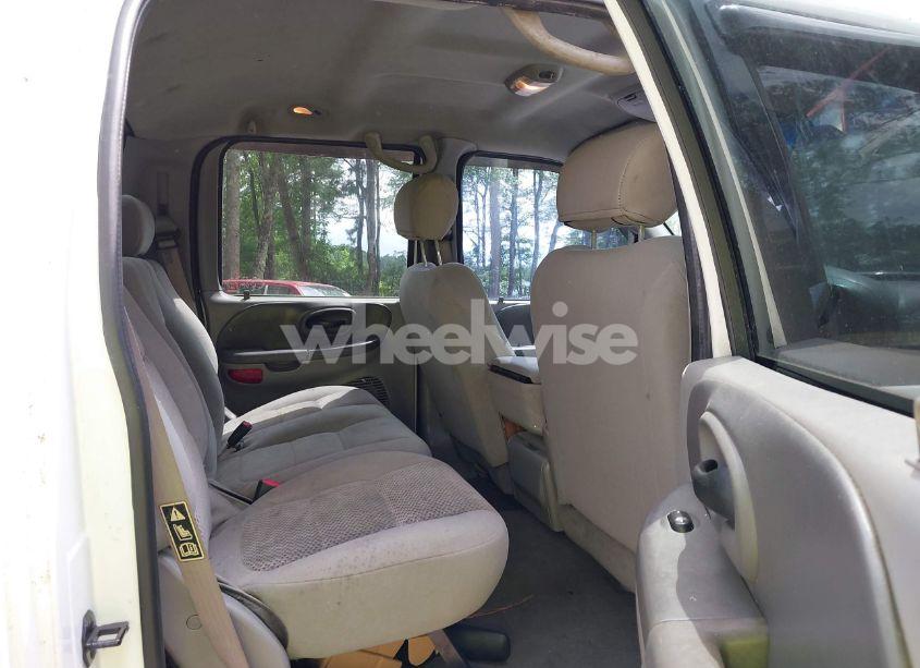 Photo 8 of 2002 Ford F-150 LARIAT/XLT (VIN 1FTRW08L42KE08108)