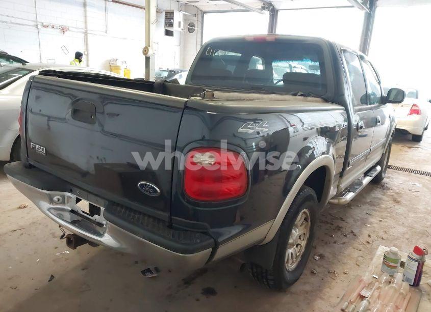 Photo 4 of 2003 Ford F-150 LARIAT/XLT (VIN 1FTRW08L43KD00301)