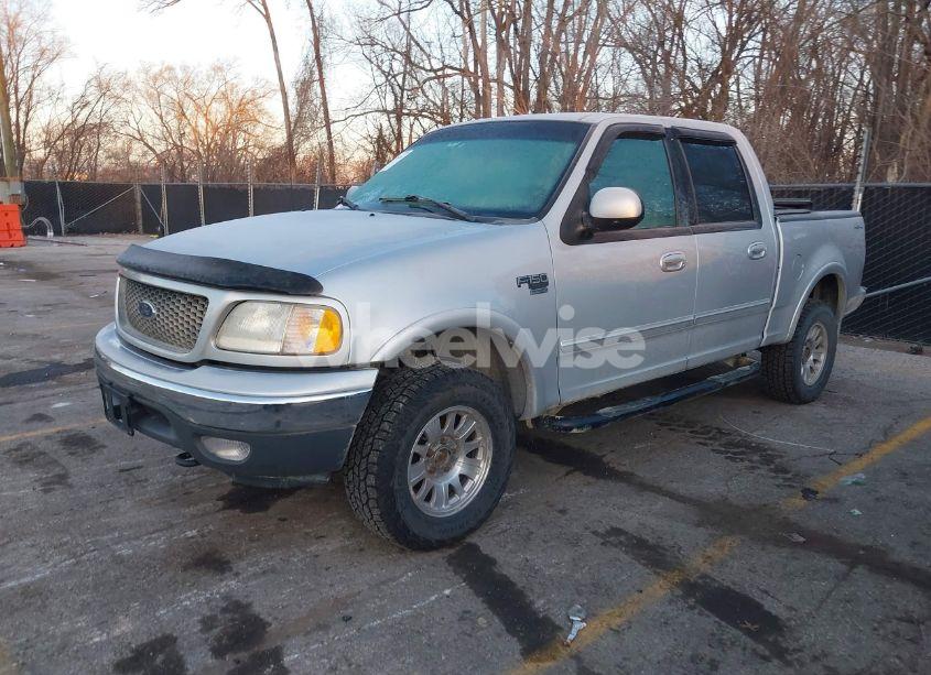Photo 2 of 2001 Ford F-150 KING RANCH EDITION/LARIAT/XLT (VIN 1FTRW08L51KE34392)