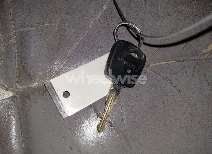 Photo 11 of 2002 Ford F-150 LARIAT/XLT (VIN 1FTRW08L52KC44397)