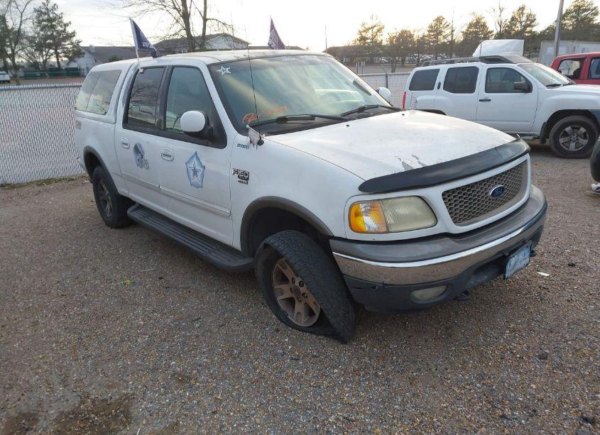 2002 Ford F-150 LARIAT/XLT (VIN 1FTRW08L52KE26259) main photo