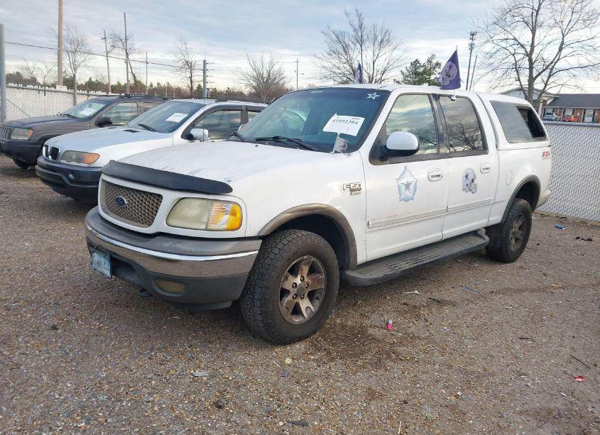 Photo 2 of 2002 Ford F-150 LARIAT/XLT (VIN 1FTRW08L52KE26259)