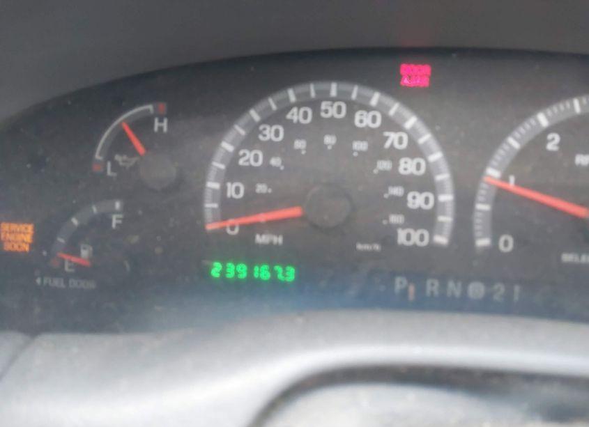 Photo 7 of 2002 Ford F-150 LARIAT/XLT (VIN 1FTRW08L52KE26259)