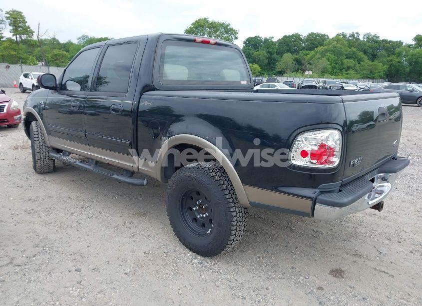 Photo 3 of 2003 Ford F-150 LARIAT/XLT (VIN 1FTRW08L53KA84796)