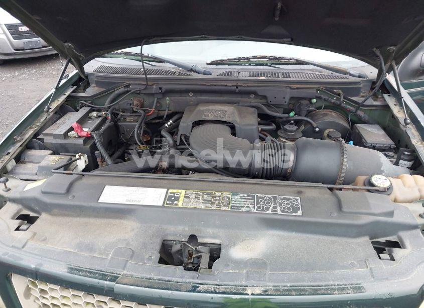 Photo 10 of 2003 Ford F-150 LARIAT/XLT (VIN 1FTRW08L53KB05534)