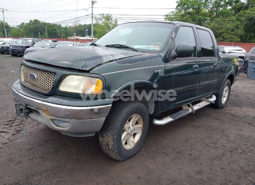 Photo 2 of 2003 Ford F-150 LARIAT/XLT (VIN 1FTRW08L53KB05534)
