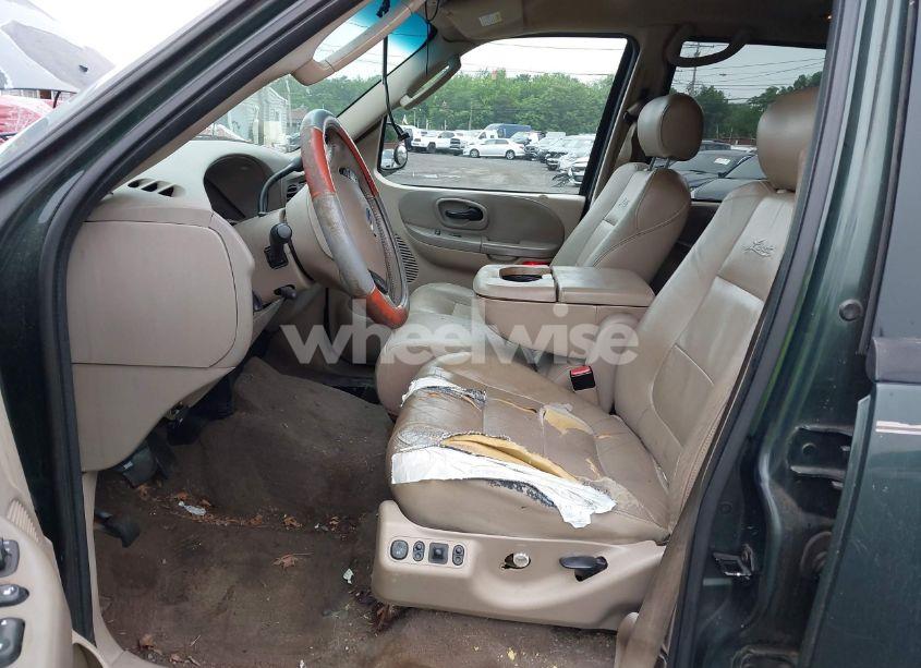 Photo 5 of 2003 Ford F-150 LARIAT/XLT (VIN 1FTRW08L53KB05534)