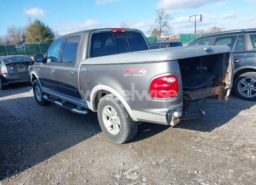 Photo 3 of 2003 Ford F-150 LARIAT/XLT (VIN 1FTRW08L53KB07901)