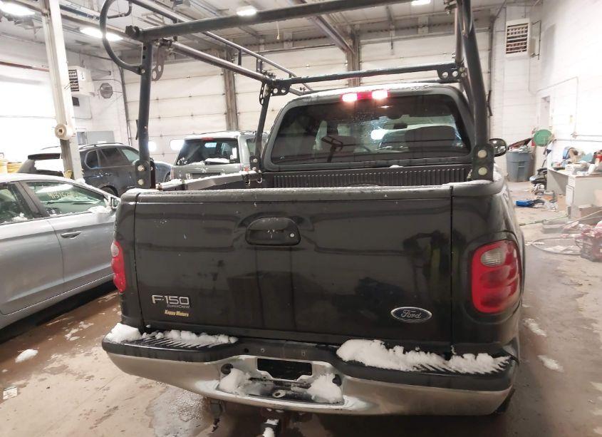 Photo 16 of 2003 Ford F-150 LARIAT/XLT (VIN 1FTRW08L53KB25833)