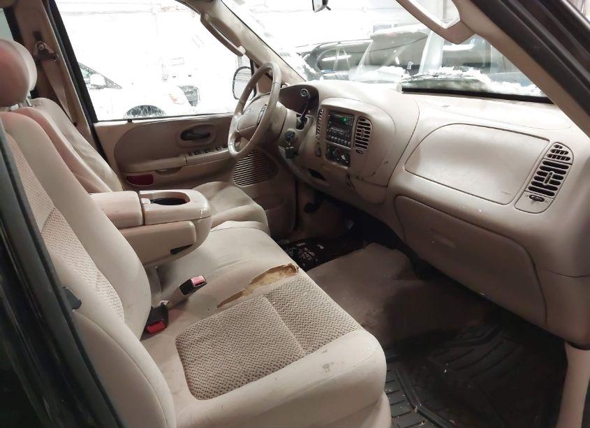 Photo 5 of 2003 Ford F-150 LARIAT/XLT (VIN 1FTRW08L53KB25833)