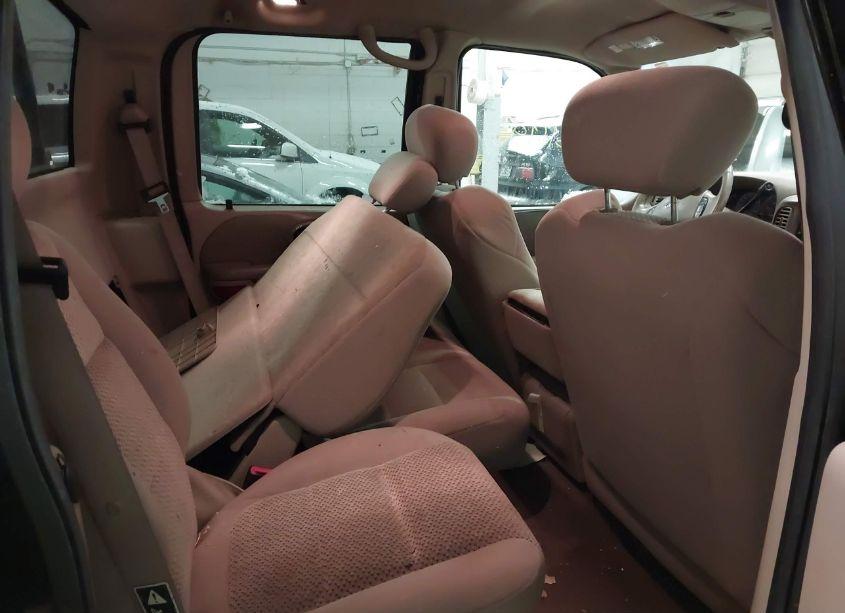 Photo 8 of 2003 Ford F-150 LARIAT/XLT (VIN 1FTRW08L53KB25833)