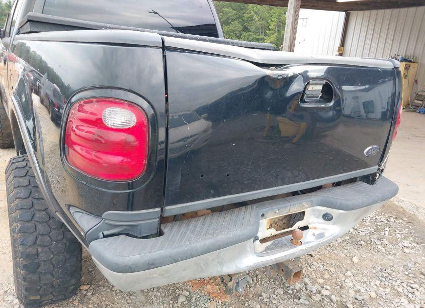 Photo 18 of 2003 Ford F-150 LARIAT/XLT (VIN 1FTRW08L53KD72866)