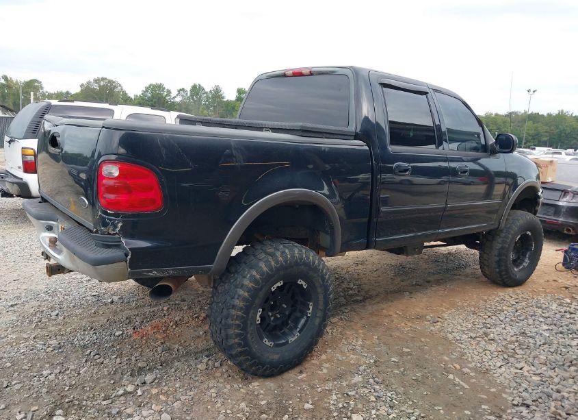 Photo 4 of 2003 Ford F-150 LARIAT/XLT (VIN 1FTRW08L53KD72866)