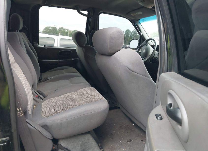 Photo 8 of 2003 Ford F-150 LARIAT/XLT (VIN 1FTRW08L53KD72866)