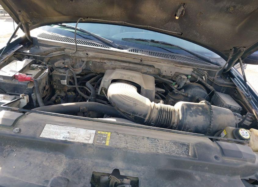 Photo 10 of 2003 Ford F-150 LARIAT/XLT (VIN 1FTRW08L53KD81860)