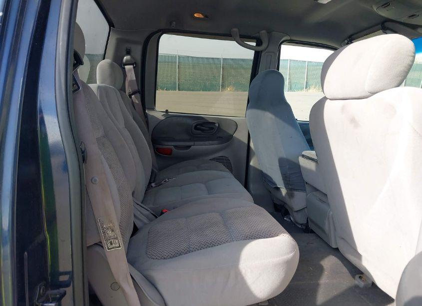 Photo 8 of 2003 Ford F-150 LARIAT/XLT (VIN 1FTRW08L53KD81860)