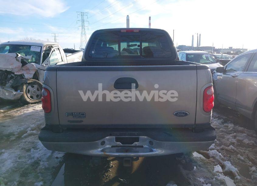 Photo 16 of 2002 Ford F-150 LARIAT/XLT (VIN 1FTRW08L62KB70522)