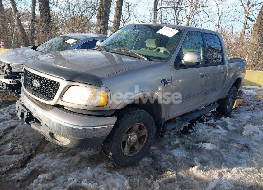 Photo 2 of 2002 Ford F-150 LARIAT/XLT (VIN 1FTRW08L62KB70522)