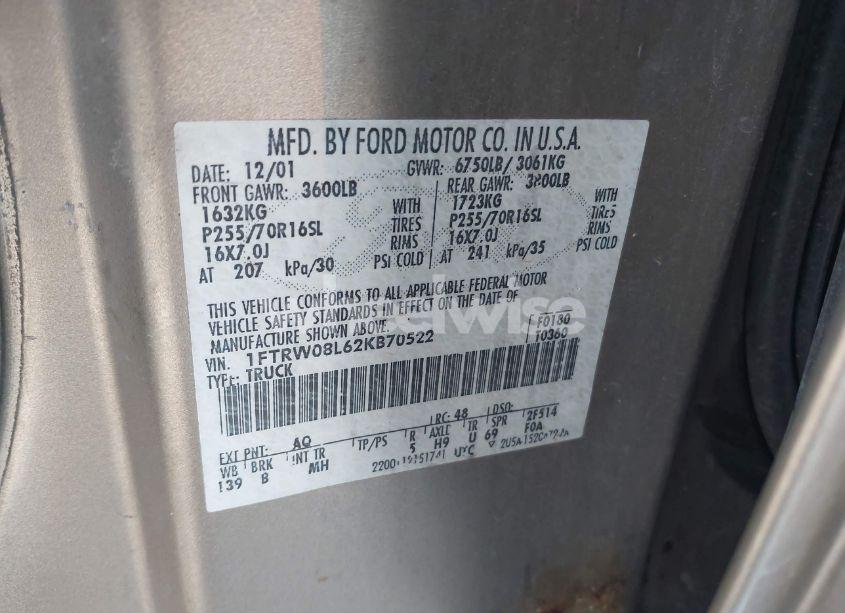 Photo 9 of 2002 Ford F-150 LARIAT/XLT (VIN 1FTRW08L62KB70522)