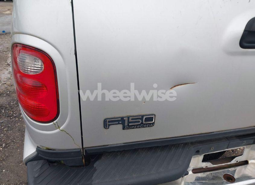 Photo 13 of 2002 Ford F-150 LARIAT/XLT (VIN 1FTRW08L62KC77375)