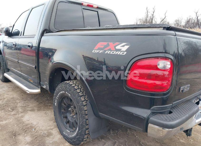 Photo 13 of 2002 Ford F-150 LARIAT/XLT (VIN 1FTRW08L62KD04574)