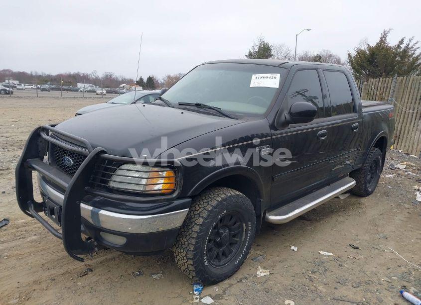 Photo 2 of 2002 Ford F-150 LARIAT/XLT (VIN 1FTRW08L62KD04574)