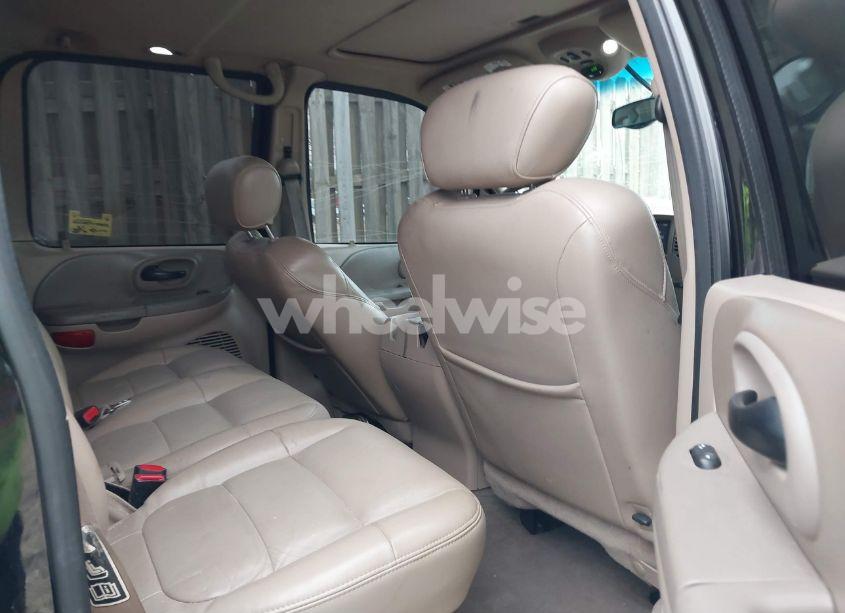 Photo 8 of 2002 Ford F-150 LARIAT/XLT (VIN 1FTRW08L62KD04574)