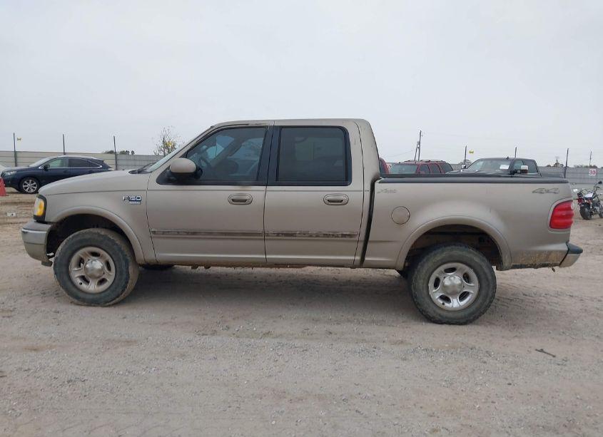 Photo 14 of 2003 Ford F-150 LARIAT/XLT (VIN 1FTRW08L63KA18810)