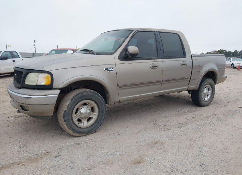 Photo 2 of 2003 Ford F-150 LARIAT/XLT (VIN 1FTRW08L63KA18810)
