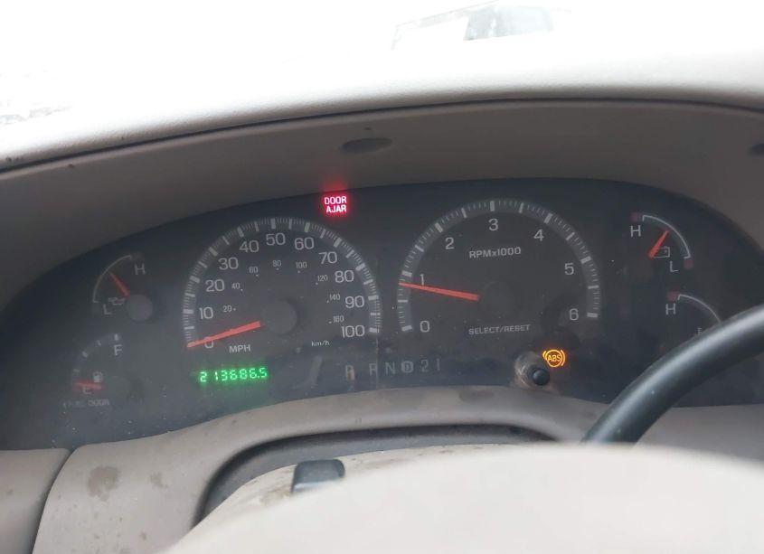 Photo 7 of 2003 Ford F-150 LARIAT/XLT (VIN 1FTRW08L63KA18810)