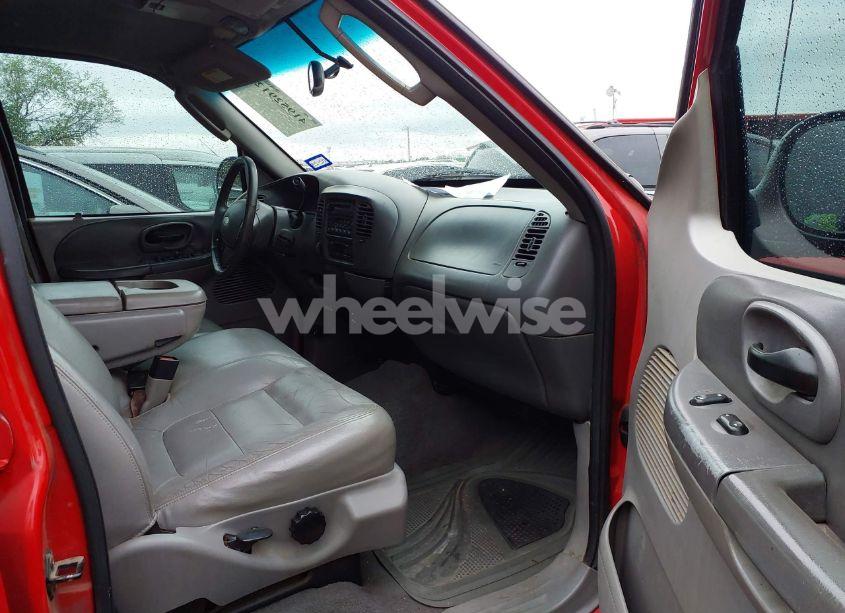 Photo 5 of 2003 Ford F-150 LARIAT/XLT (VIN 1FTRW08L63KA75640)