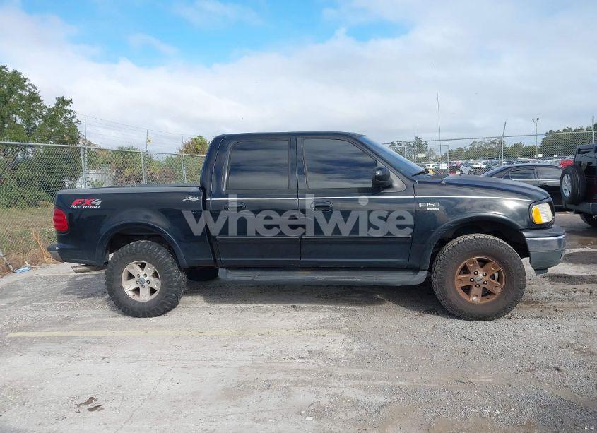 Photo 12 of 2003 Ford F-150 LARIAT/XLT (VIN 1FTRW08L63KB49817)