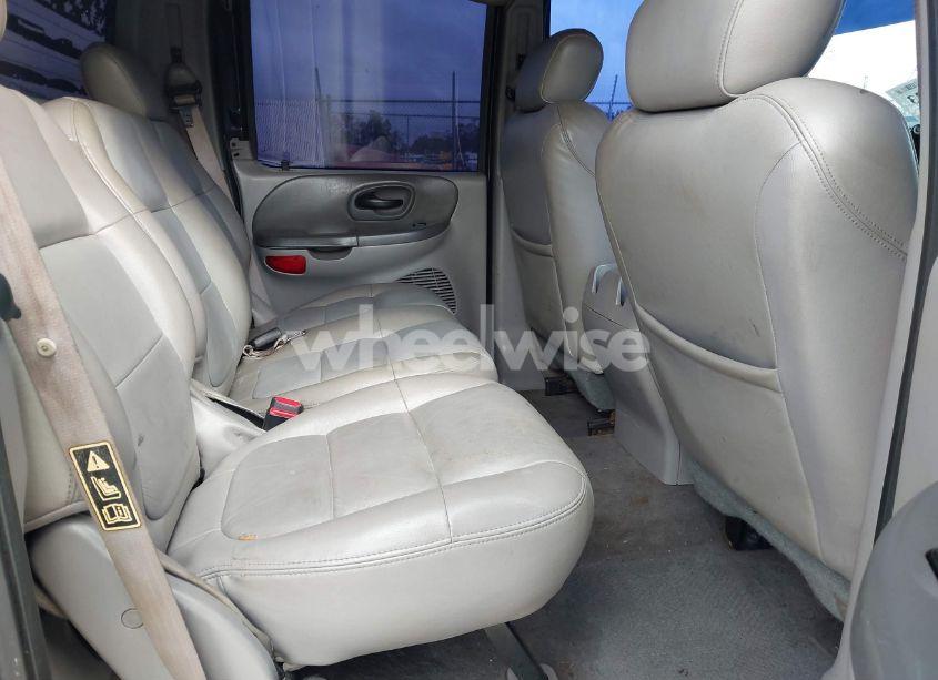 Photo 8 of 2003 Ford F-150 LARIAT/XLT (VIN 1FTRW08L63KB49817)