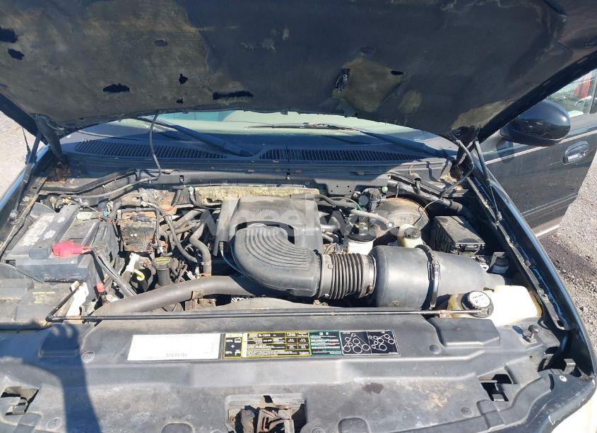 Photo 10 of 2003 Ford F-150 LARIAT/XLT (VIN 1FTRW08L63KC51053)