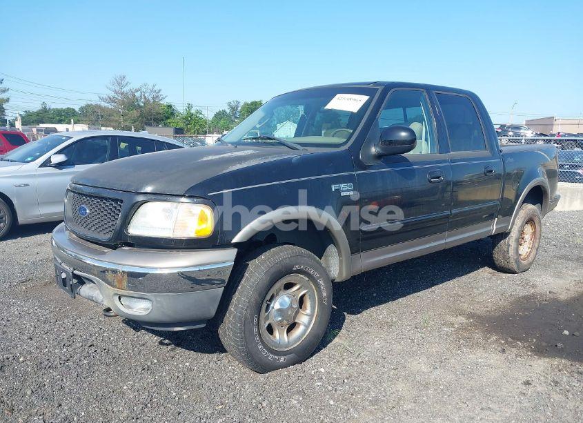 Photo 2 of 2003 Ford F-150 LARIAT/XLT (VIN 1FTRW08L63KC51053)