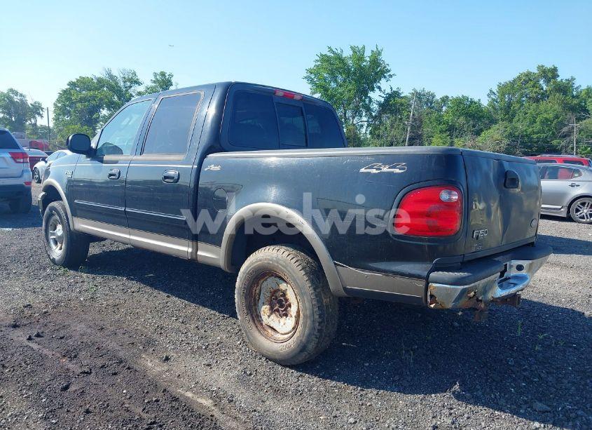Photo 3 of 2003 Ford F-150 LARIAT/XLT (VIN 1FTRW08L63KC51053)