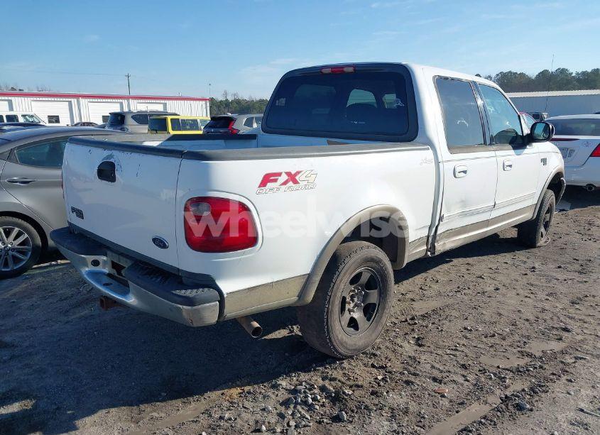 Photo 4 of 2003 Ford F-150 LARIAT/XLT (VIN 1FTRW08L63KD15656)