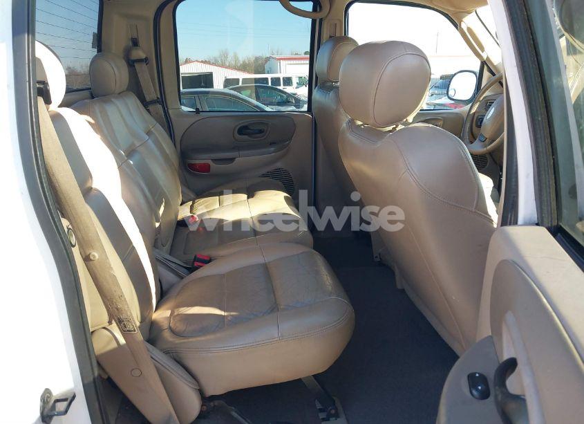 Photo 8 of 2003 Ford F-150 LARIAT/XLT (VIN 1FTRW08L63KD15656)