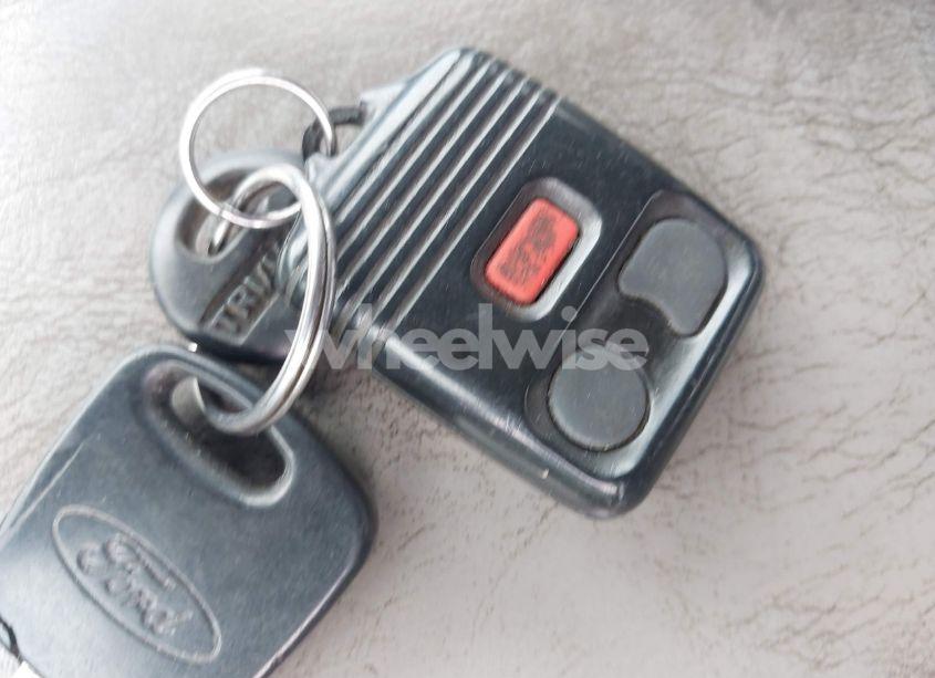 Photo 11 of 2003 Ford F-150 LARIAT/XLT (VIN 1FTRW08L63KD55851)