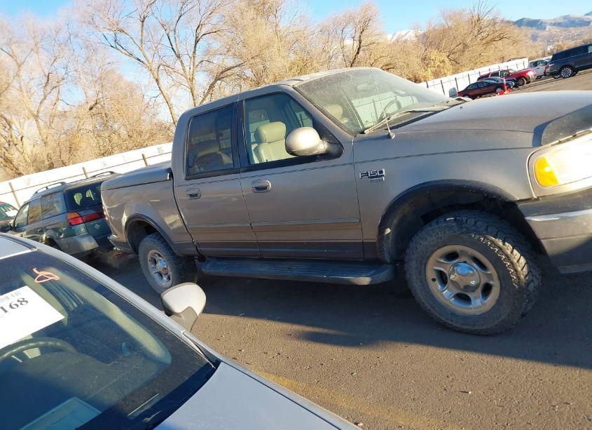 Photo 13 of 2001 Ford F150 SUPERCREW (VIN 1FTRW08L71KC06247)