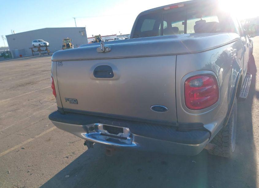 Photo 16 of 2001 Ford F150 SUPERCREW (VIN 1FTRW08L71KC06247)