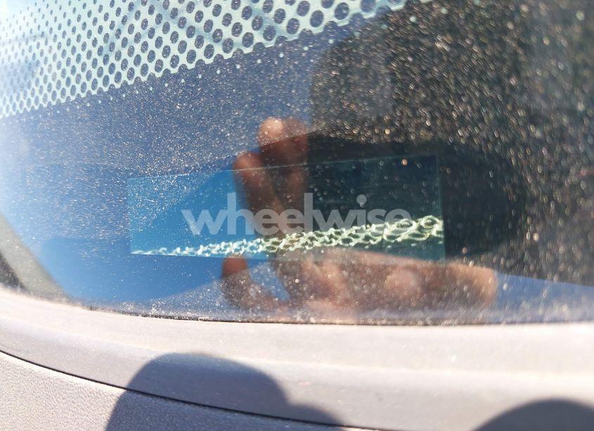 Photo 12 of 2002 Ford F-150 LARIAT/XLT (VIN 1FTRW08L72KA83129)