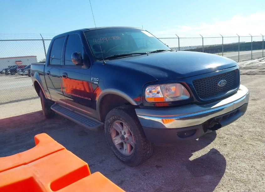 2002 Ford F-150 LARIAT/XLT (VIN 1FTRW08L72KB17344) main photo