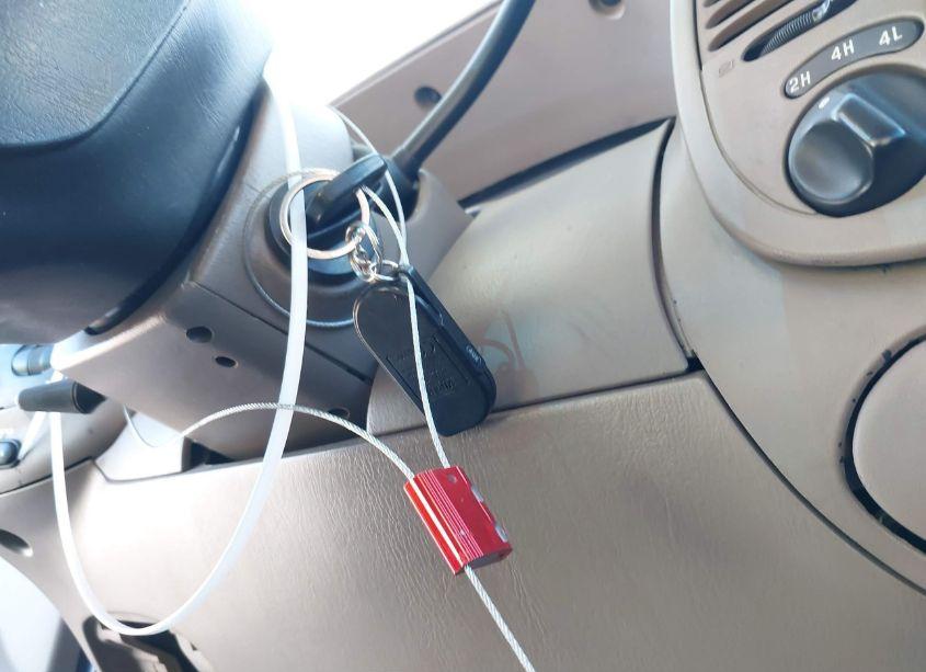 Photo 11 of 2002 Ford F-150 LARIAT/XLT (VIN 1FTRW08L72KB17344)