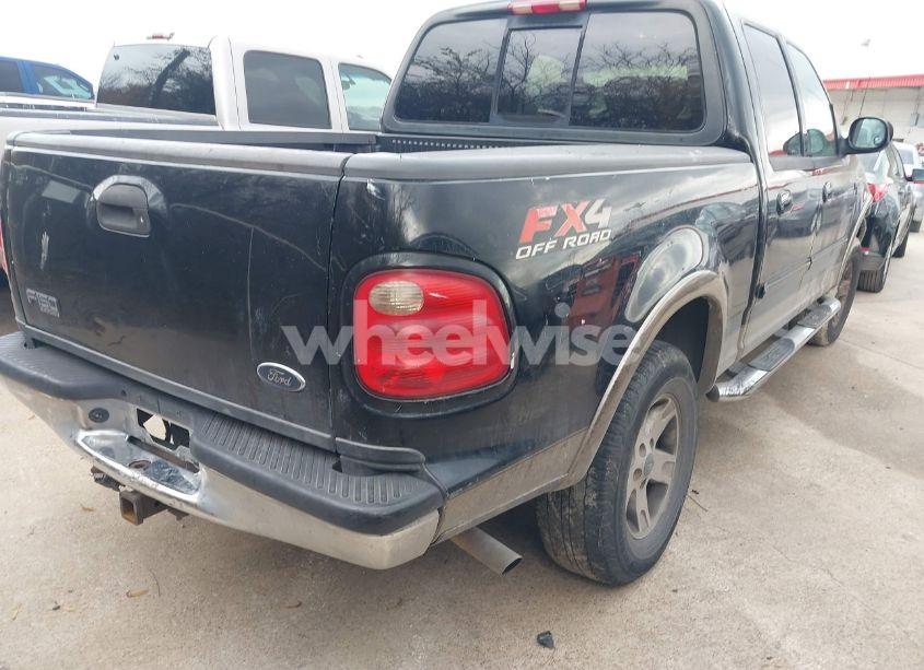 Photo 4 of 2002 Ford F-150 LARIAT/XLT (VIN 1FTRW08L72KD06933)