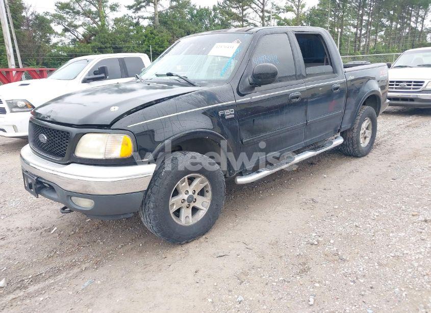 Photo 2 of 2002 Ford F-150 LARIAT/XLT (VIN 1FTRW08L72KD27457)