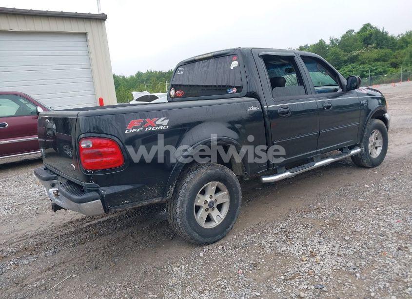 Photo 4 of 2002 Ford F-150 LARIAT/XLT (VIN 1FTRW08L72KD27457)